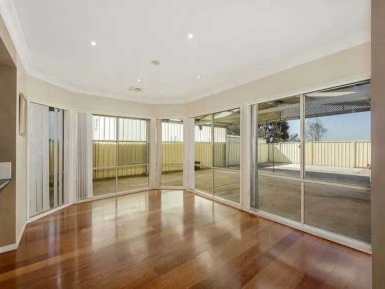 Fifth view of Homely house listing, 18 Sandygate Court, Cairnlea VIC 3023