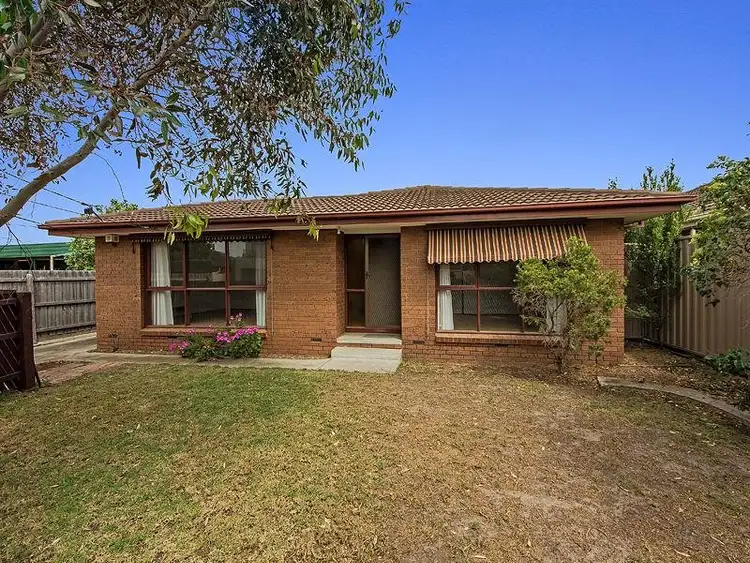 1 Cumbernauld Crescent, Deer Park VIC 3023