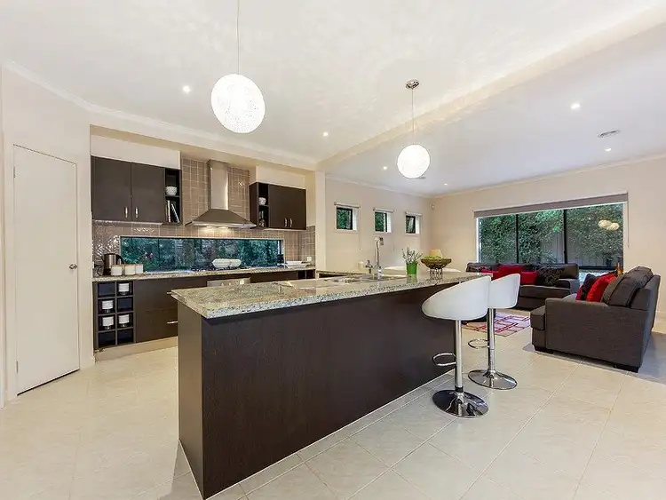 Fifth view of Homely house listing, 6 Brinkhill Court, Cairnlea VIC 3023