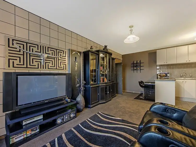 1/820 Ballarat Road, Deer Park VIC 3023