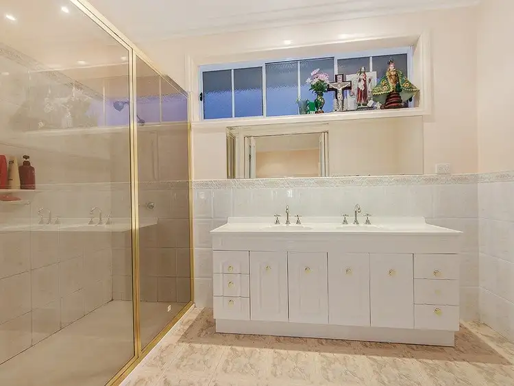 Fifth view of Homely house listing, 10 Quinn Street, Deer Park VIC 3023