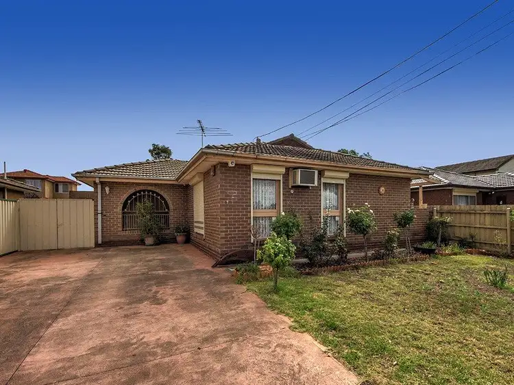 7 Gould Street, Deer Park VIC 3023
