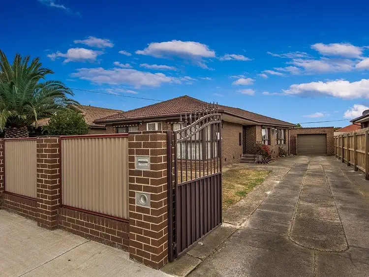 37 Neale Road, Deer Park VIC 3023