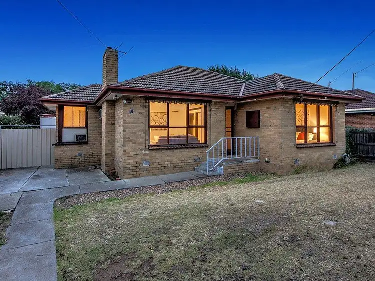 31 Huddersfield Road, Deer Park VIC 3023