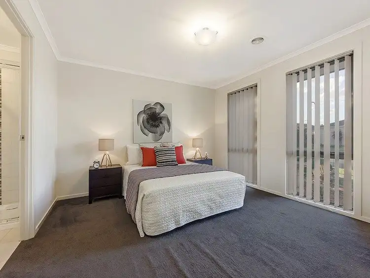 Seventh view of Homely house listing, 8 Howard Place, Deer Park VIC 3023