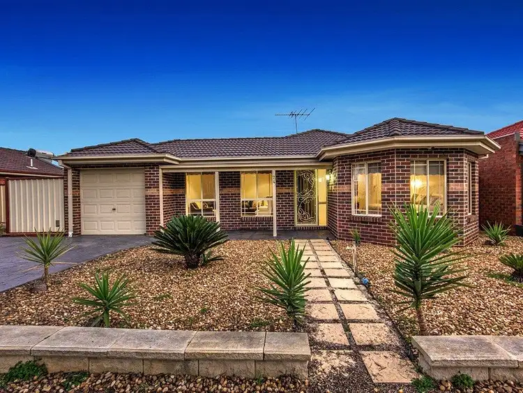 24 Flowerdale Road, Cairnlea VIC 3023