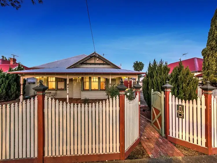 64 Station Road, Deer Park VIC 3023