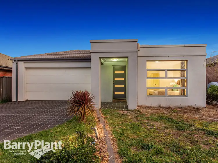 7 Ormesby Place, Deer Park VIC 3023