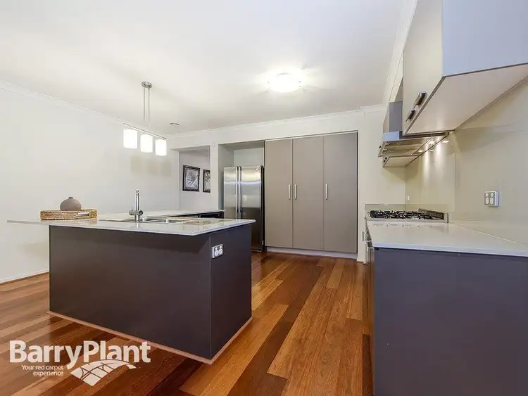 Sixth view of Homely house listing, 2 Alness Court, Deer Park VIC 3023