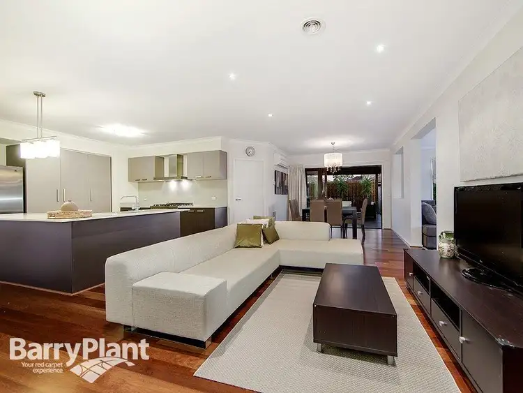 Seventh view of Homely house listing, 2 Alness Court, Deer Park VIC 3023