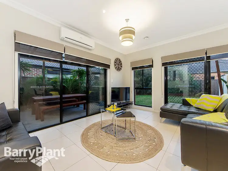 Fifth view of Homely townhouse listing, 12 Greenstead Way, Cairnlea VIC 3023