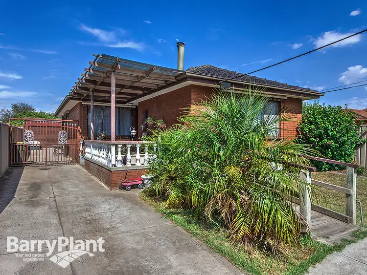 13 Wood Street, Deer Park VIC 3023
