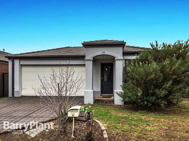 16 Pioneer Drive, Deer Park VIC 3023