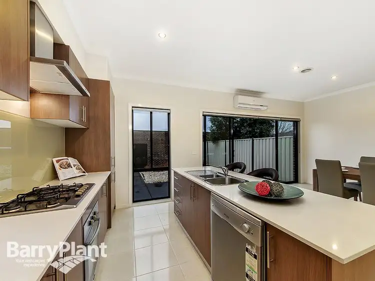 Sixth view of Homely townhouse listing, 112 Cairnlea Drive, Cairnlea VIC 3023