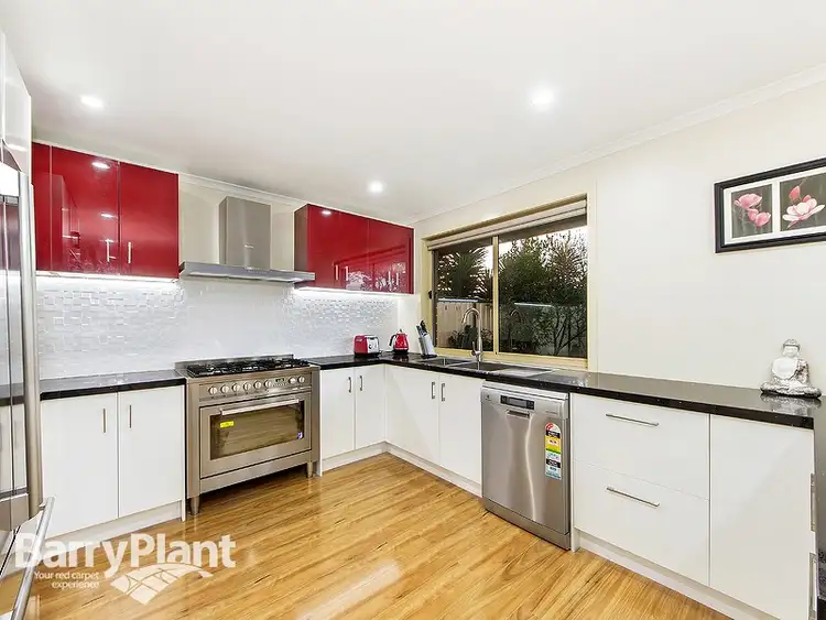 21 Aycliffe Drive, Deer Park VIC 3023