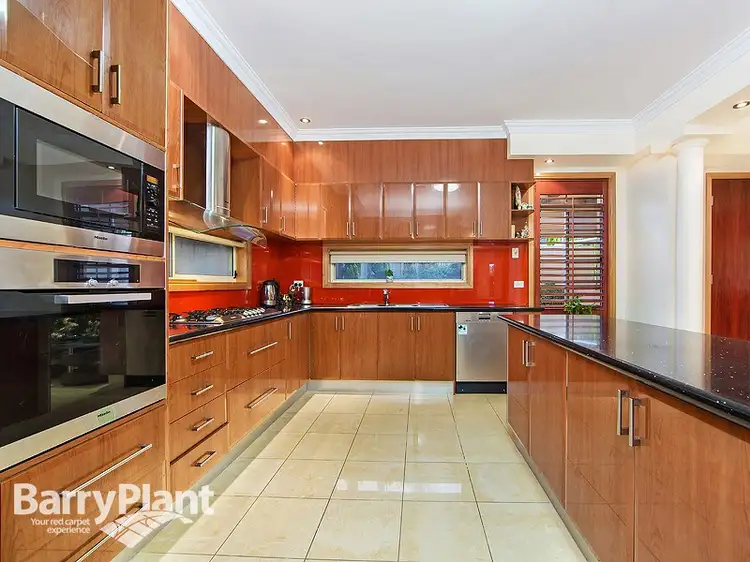 39 Gurnung Drive, Cairnlea VIC 3023