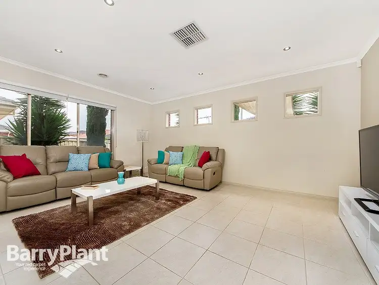 Sixth view of Homely house listing, 6 Kiama Place, Cairnlea VIC 3023