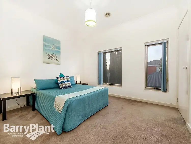 Sixth view of Homely townhouse listing, 2 Ravenswood Walk, Cairnlea VIC 3023