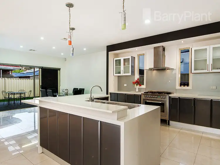 Seventh view of Homely house listing, 18 Lakewood Boulevard, Cairnlea VIC 3023