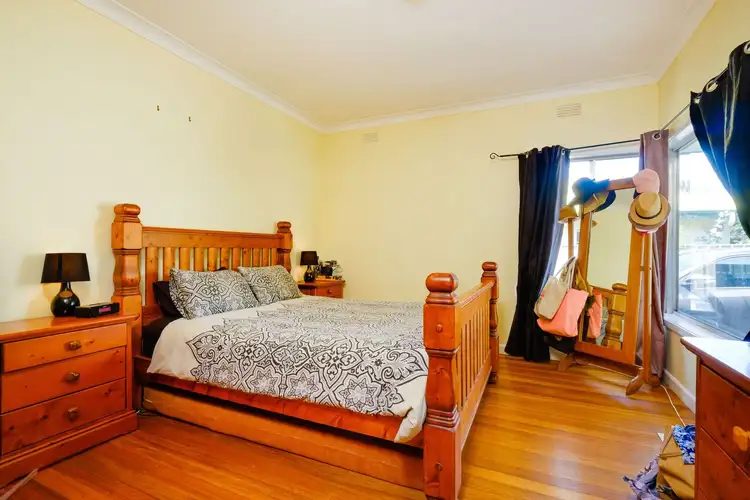 Sixth view of Homely house listing, 6 MILEND STREET, Wodonga VIC 3690
