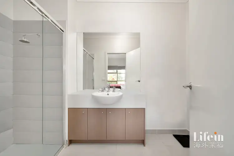 Fourth view of Homely house listing, 4 Bluebell Drive, Craigieburn VIC 3064