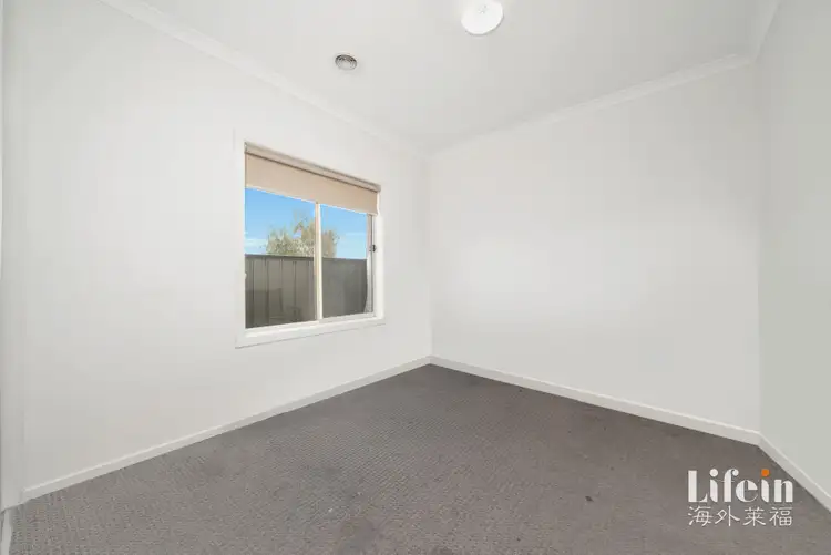 Sixth view of Homely house listing, 4 Bluebell Drive, Craigieburn VIC 3064