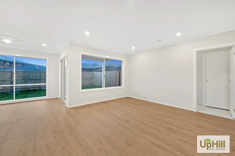 Sixth view of Homely house listing, 33 CHEROKEE PARADE, Clyde VIC 3978