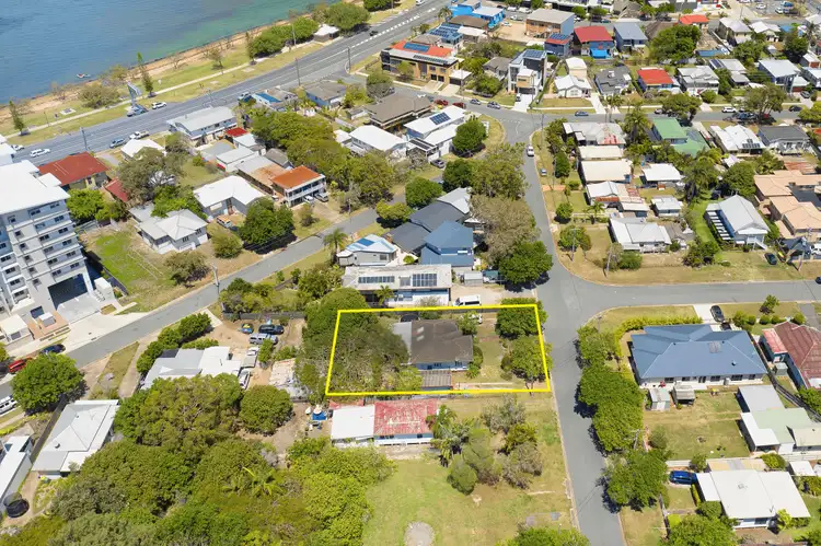 Third view of Homely house listing, 10 ROBERT STREET, Clontarf QLD 4019