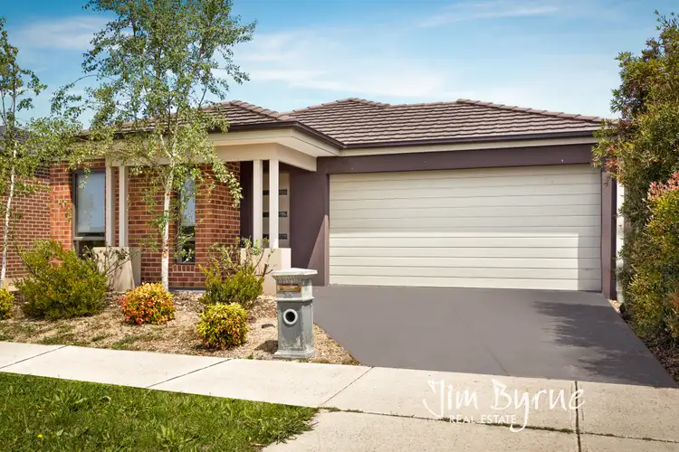 38 Ferrari Drive, Cranbourne East VIC 3977