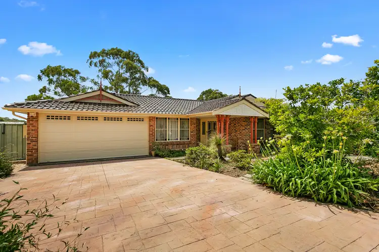 10 Penmon Close, Menai NSW 2234