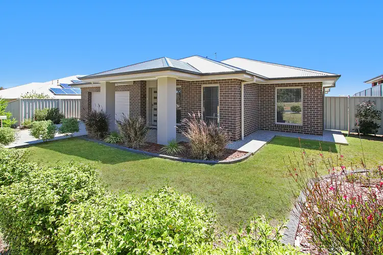 7 Forest Drive, Thurgoona NSW 2640
