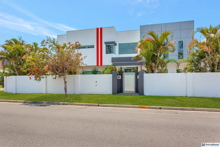 23 Merrimac Boulevard, Broadbeach Waters QLD 4218