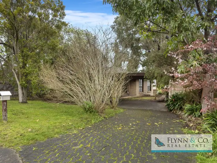 8 Marjorie Court, Mccrae VIC 3938
