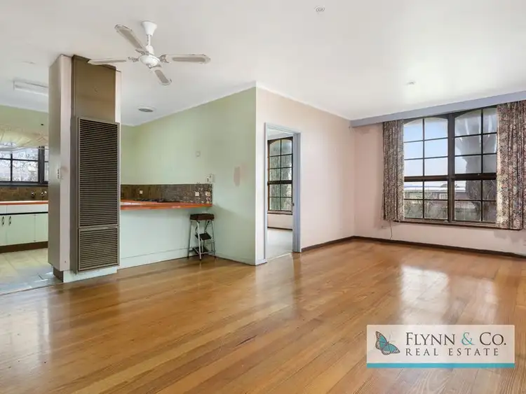 Second view of Homely house listing, 8 Marjorie Court, Mccrae VIC 3938