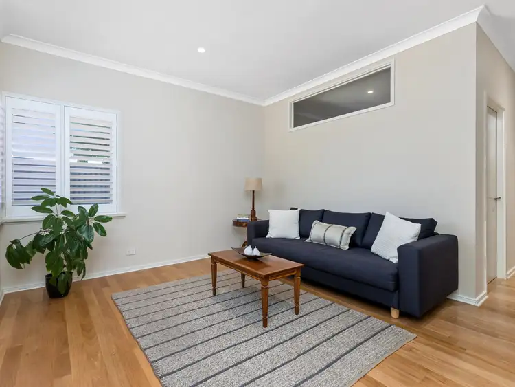 Sixth view of Homely house listing, 7 Ashby Court, Leeming WA 6149