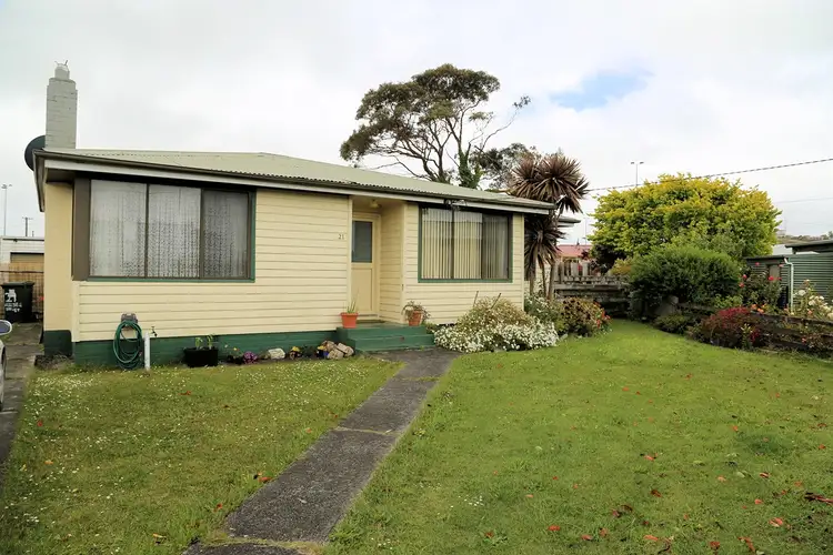 21 Hellyer Street, Smithton TAS 7330