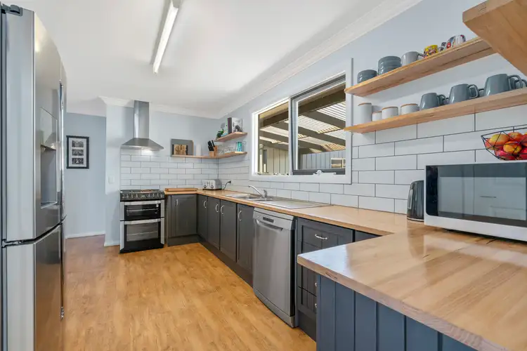 Fifth view of Homely house listing, 20 Ellen Way, Sale VIC 3850