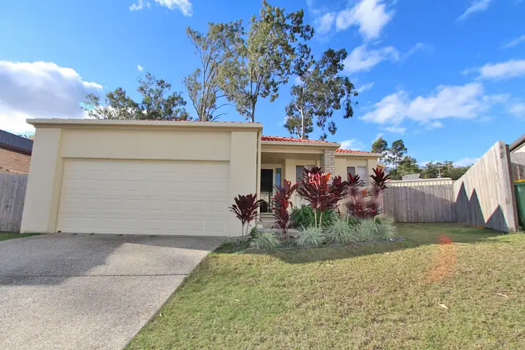 8 Whiteley  Court, Brassall QLD 4305
