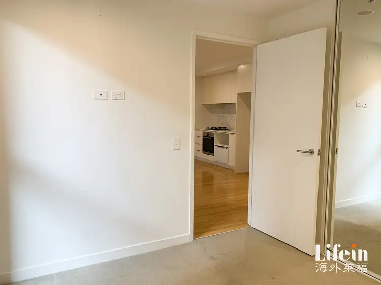 216/712 Station Street