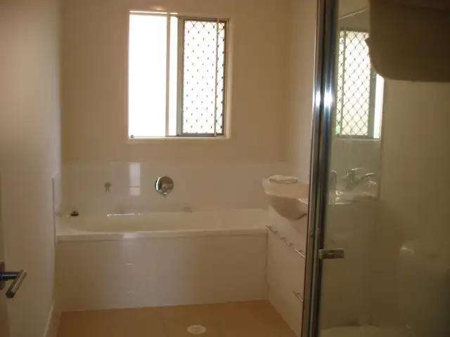 Fifth view of Homely house listing, 5 KRAATZ AVENUE, Loganlea QLD 4131