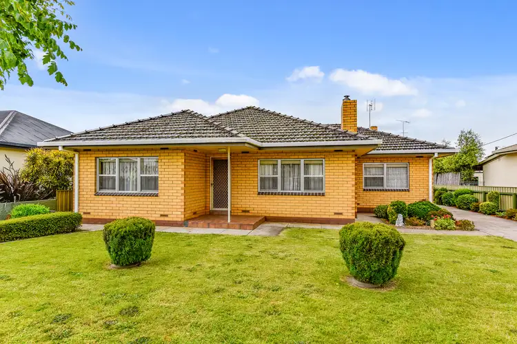 Main view of Homely house listing, 27 Umpherston Street, Mount Gambier SA 5290