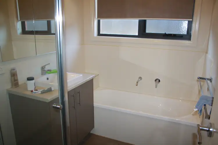 Sixth view of Homely house listing, 10 Farrall Court, Mansfield VIC 3722