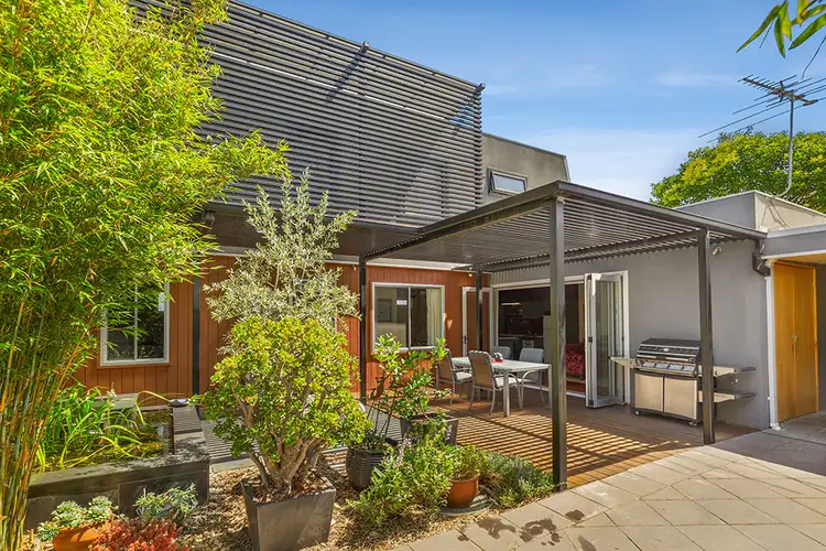 2/75 Normanby Avenue, Thornbury VIC 3071
