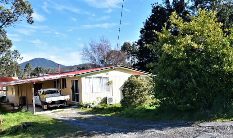 1 Emma Street