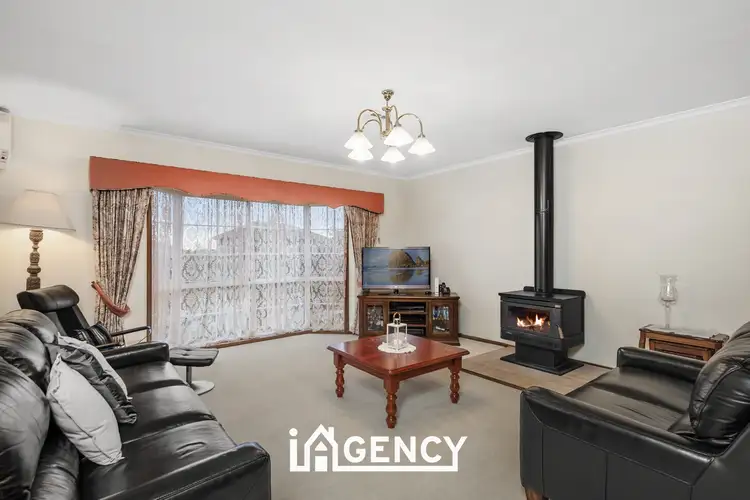Fourth view of Homely house listing, 34 Edward Freeth Drive, Endeavour Hills VIC 3802