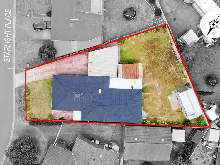 12 Starlight Place, St Clair NSW 2759