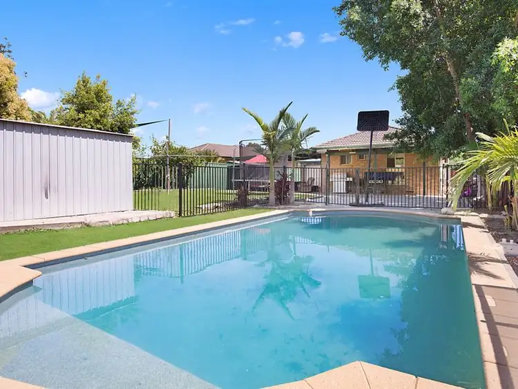 Second view of Homely house listing, 7 Alexandra Circuit, St Clair NSW 2759