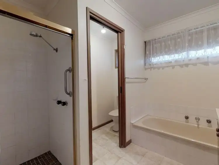 Fifth view of Homely unit listing, 1/86 High Street, Kangaroo Flat VIC 3555