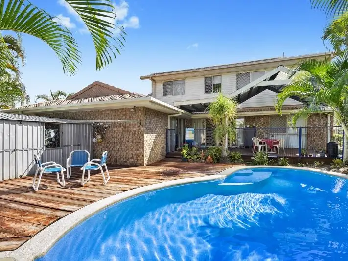 2 Greg Norman Crescent, Parkwood QLD 4214