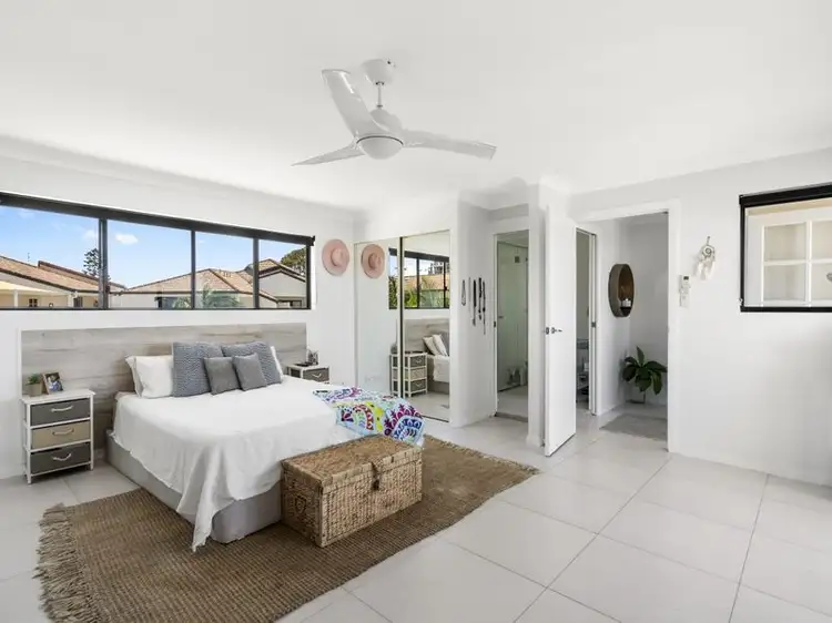 Fifth view of Homely apartment listing, Unit 330/392 Marine Parade, Labrador QLD 4215